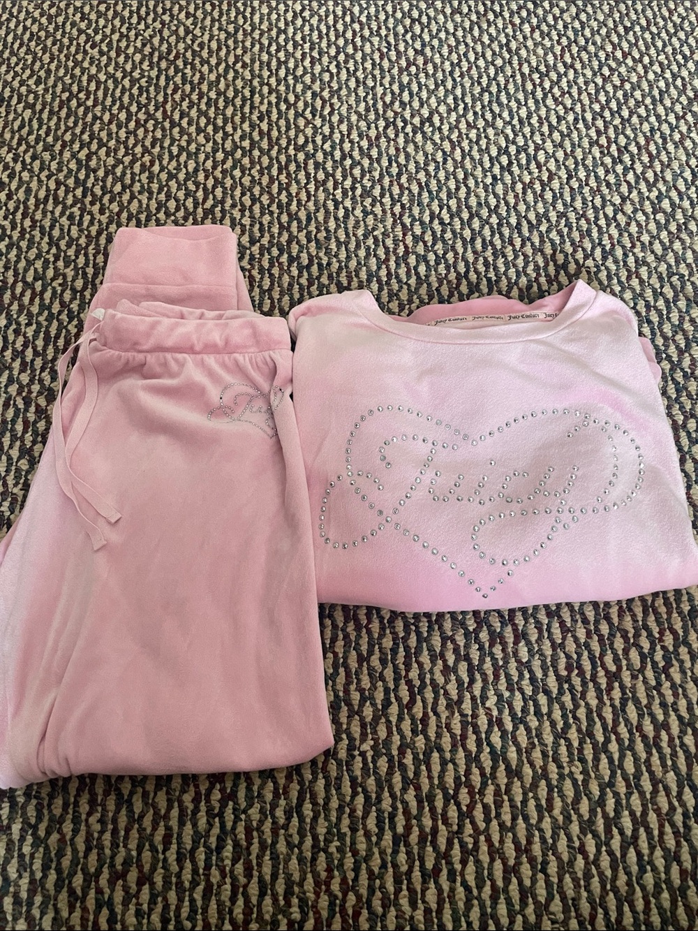 Juicy Couture Pink Rhinestone Heart Logo Velour Pajama Set